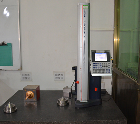 Two-dimensional Measuring Instrument